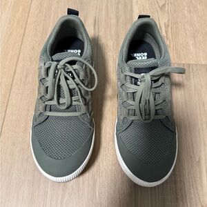 Sorel low top sneakers